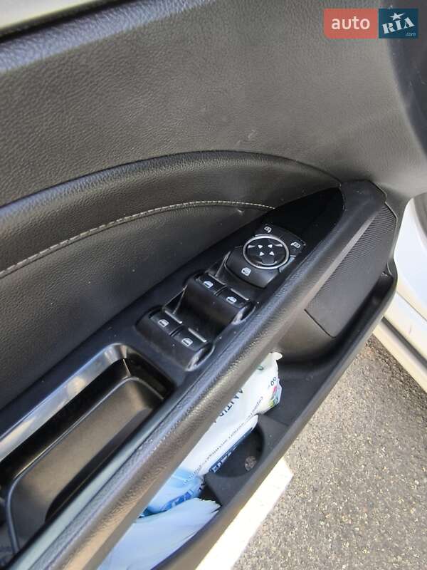 Седан Ford Fusion 2015 в Києві