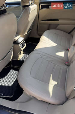 Седан Ford Fusion 2013 в 