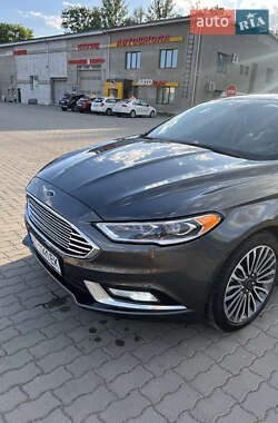 Седан Ford Fusion 2017 в 