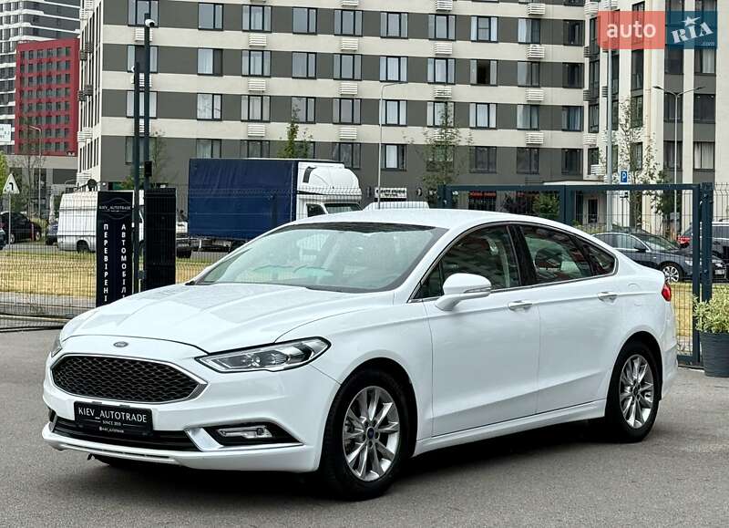 Седан Ford Fusion 2016 в Києві