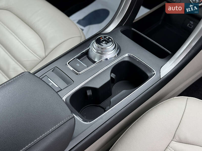 Седан Ford Fusion 2016 в Києві
