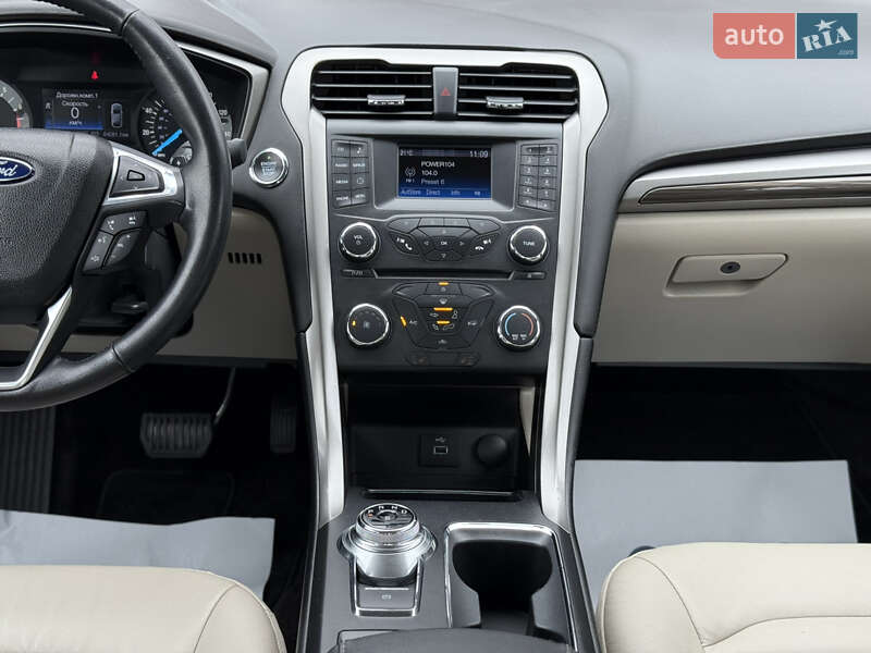 Седан Ford Fusion 2016 в Києві