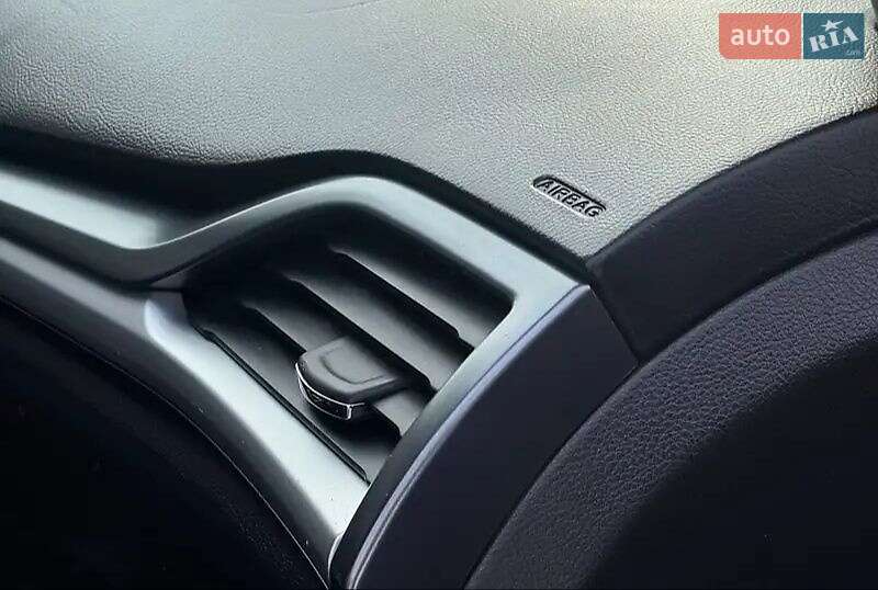 Седан Ford Fusion 2016 в Києві