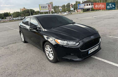 Седан Ford Fusion 2015 в Запоріжжі