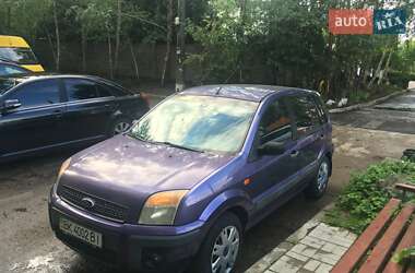 Хэтчбек Ford Fusion 2006 в 