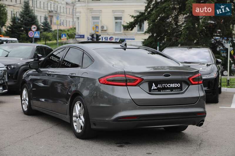 Седан Ford Fusion 2012 в Харькове