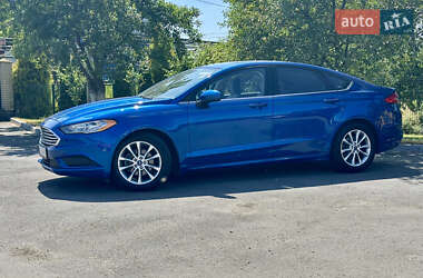 Седан Ford Fusion 2016 в 