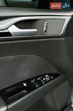 Седан Ford Fusion 2014 в 
