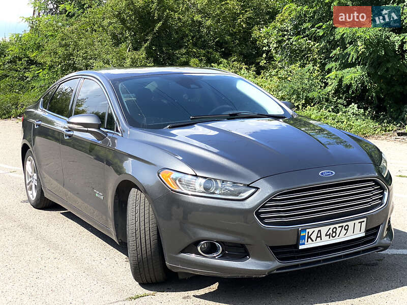 Седан Ford Fusion 2015 в Полтаве