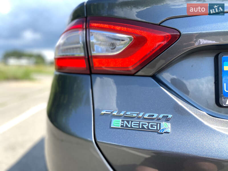 Седан Ford Fusion 2015 в Полтаве