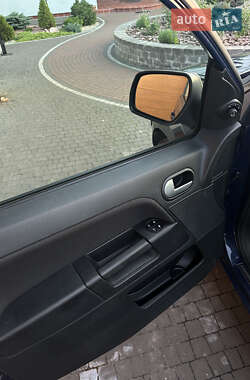 Хэтчбек Ford Fusion 2011 в 