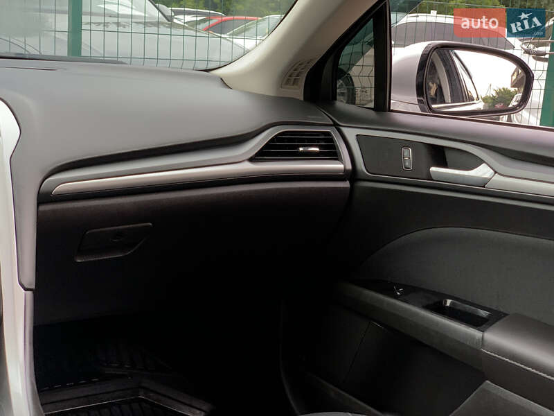 Седан Ford Fusion 2015 в Бердичеве