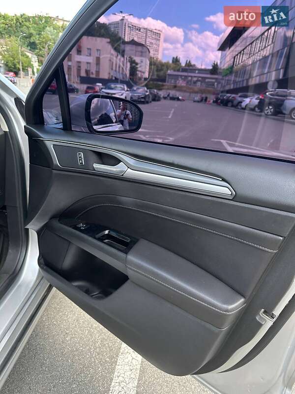 Седан Ford Fusion 2012 в Киеве
