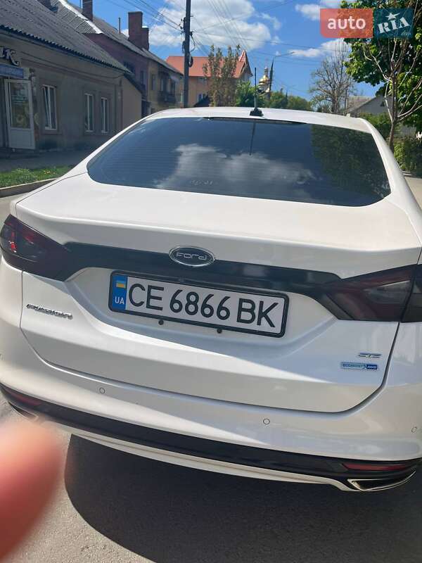 Седан Ford Fusion 2015 в Киеве