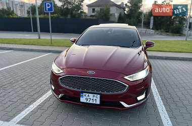 Ford Fusion 2019