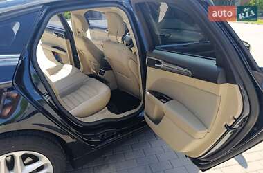 Седан Ford Fusion 2014 в 