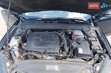 Седан Ford Fusion 2014 в 
