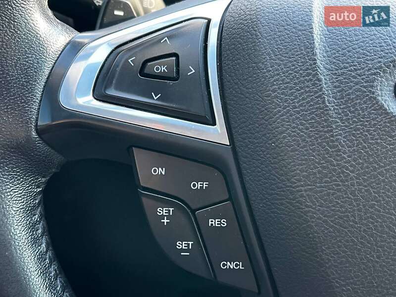 Седан Ford Fusion 2016 в Києві