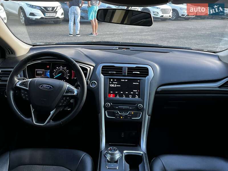 Седан Ford Fusion 2016 в Києві