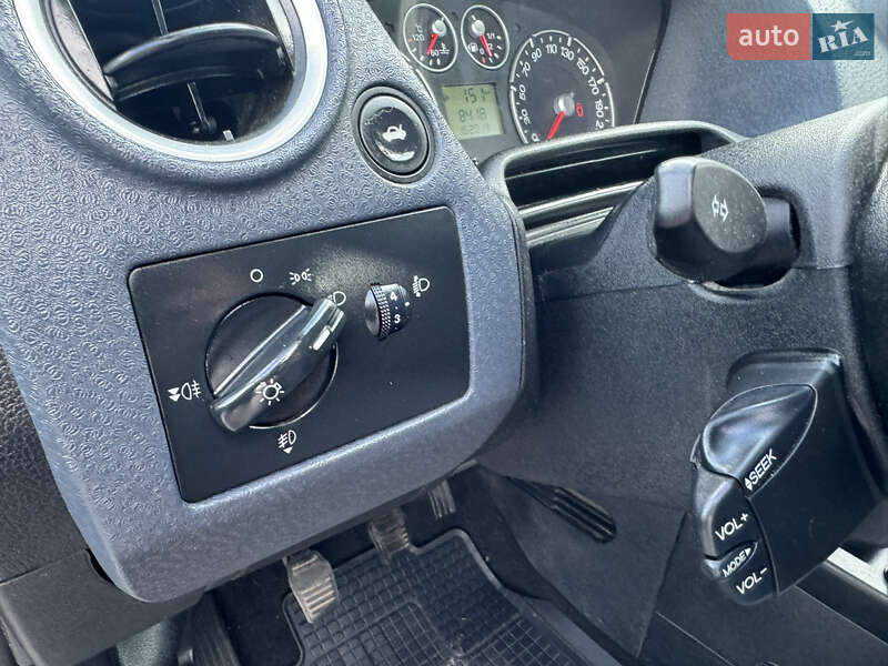 Хэтчбек Ford Fusion 2006 в Чернигове