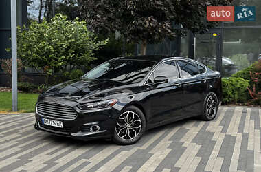 Седан Ford Fusion 2012 в 