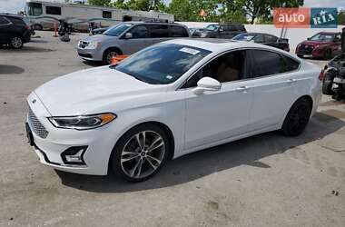 Ford Fusion 2019