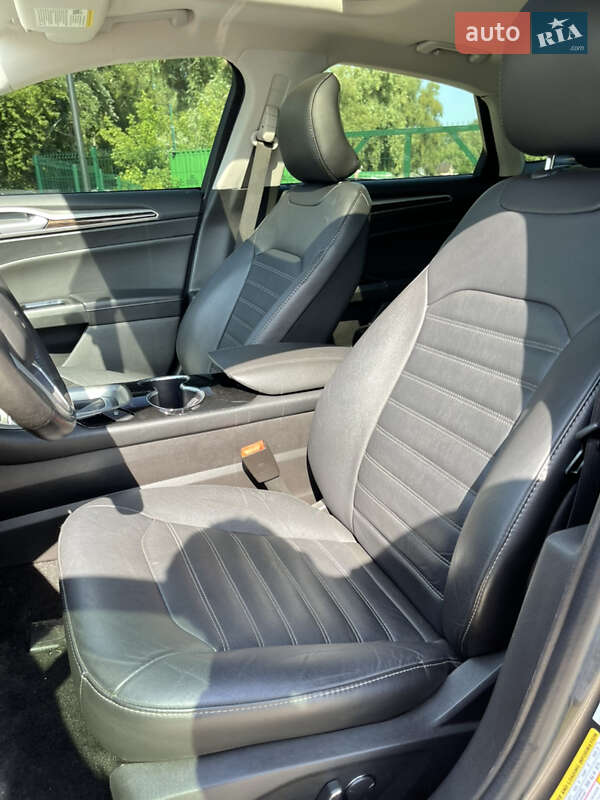 Седан Ford Fusion 2015 в Києві фото 29 Седан Ford Fusion 2015 в Києві