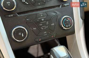 Седан Ford Fusion 2015 в 
