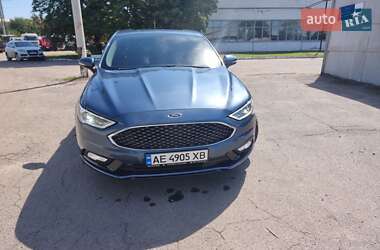 Седан Ford Fusion 2017 в 