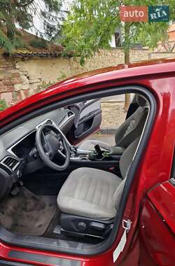 Седан Ford Fusion 2014 в 