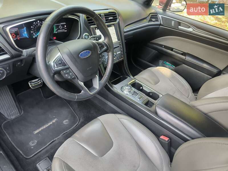 Седан Ford Fusion 2017 в Одессе