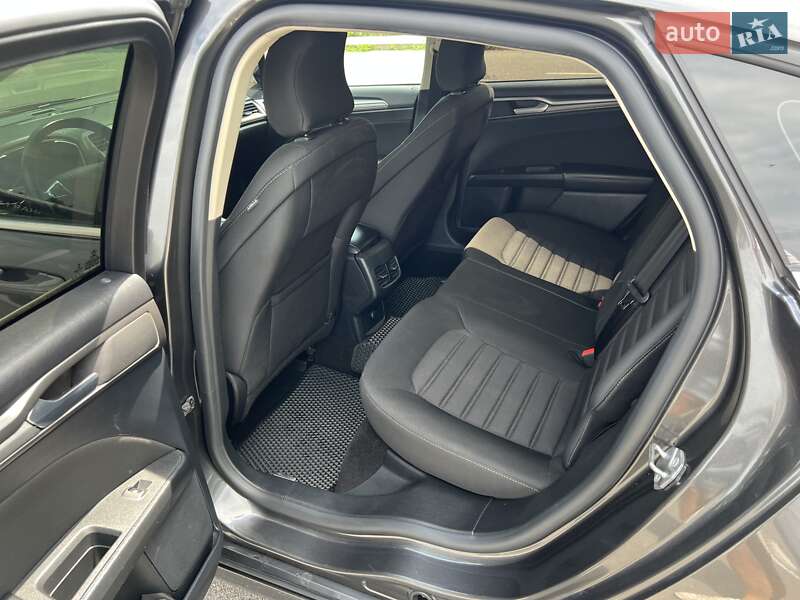 Седан Ford Fusion 2019 в Киеве