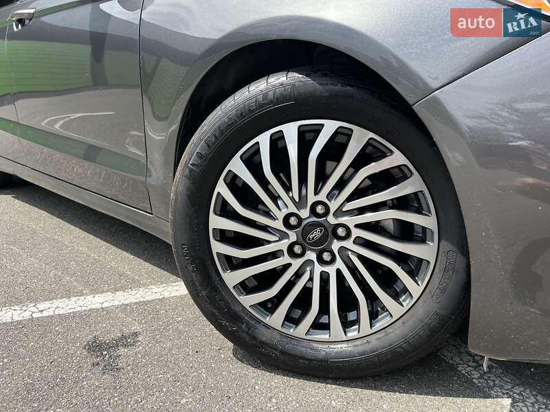 Седан Ford Fusion 2019 в Киеве