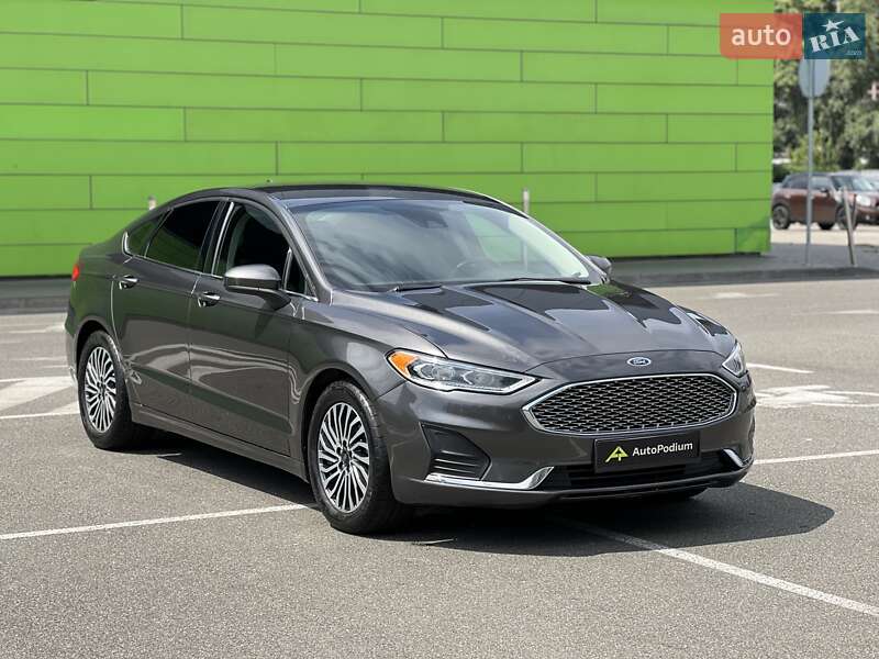 Седан Ford Fusion 2019 в Киеве