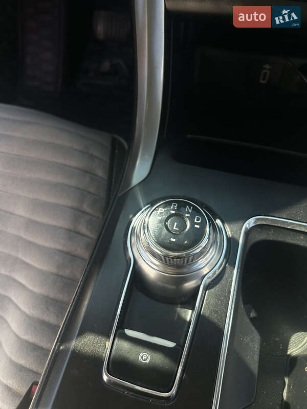 Седан Ford Fusion 2017 в Кременчуге фото 10 Седан Ford Fusion 2017 в Кременчуге