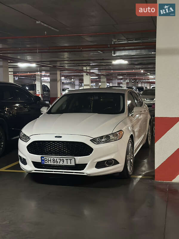 Седан Ford Fusion 2015 в Одессе