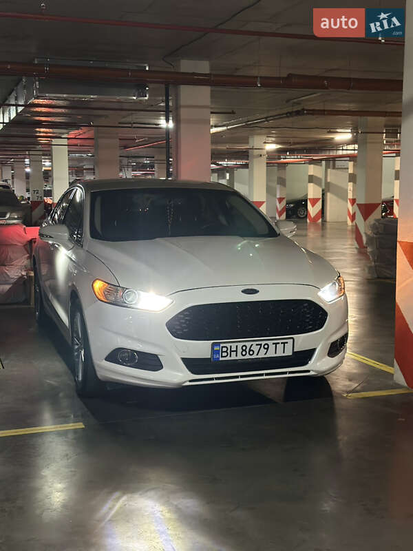 Седан Ford Fusion 2015 в Одессе