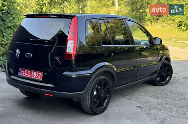 Хэтчбек Ford Fusion 2010 в 