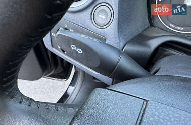 Хэтчбек Ford Fusion 2010 в 