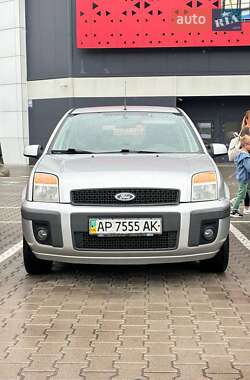 Хэтчбек Ford Fusion 2006 в 