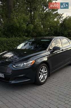 Седан Ford Fusion 2014 в 