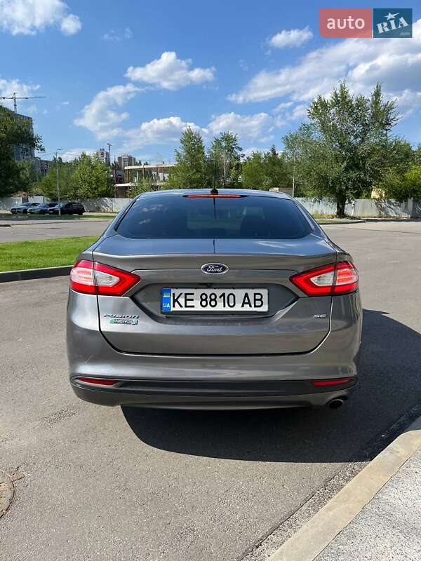Седан Ford Fusion 2013 в Дніпрі
