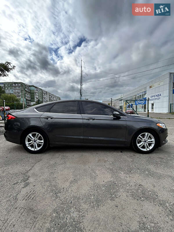 Седан Ford Fusion 2018 в Сумах