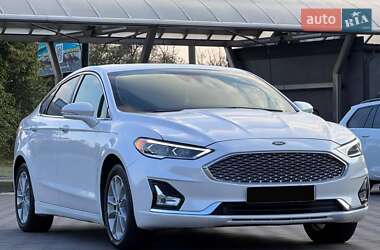 Седан Ford Fusion 2019 в Запорожье
