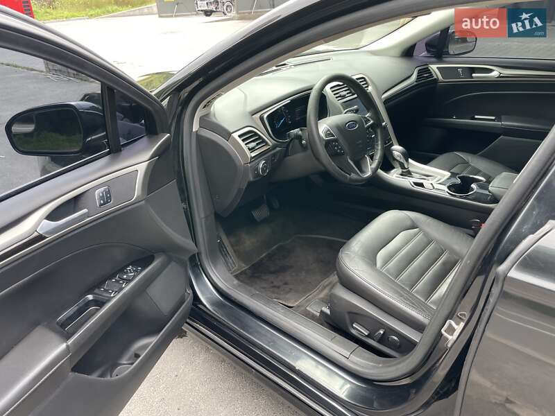 Седан Ford Fusion 2015 в Киеве