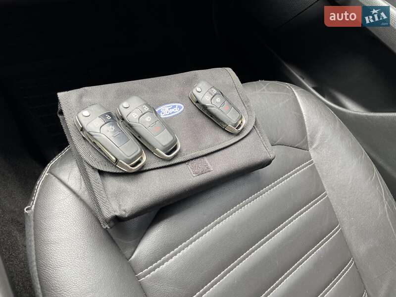 Седан Ford Fusion 2015 в Киеве