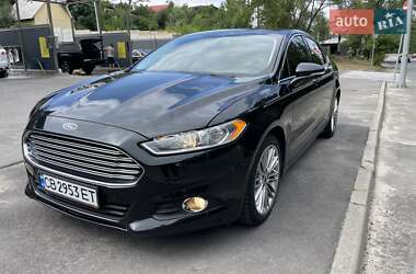 Седан Ford Fusion 2015 в 