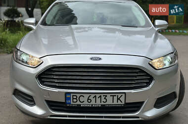 Седан Ford Fusion 2013 в 