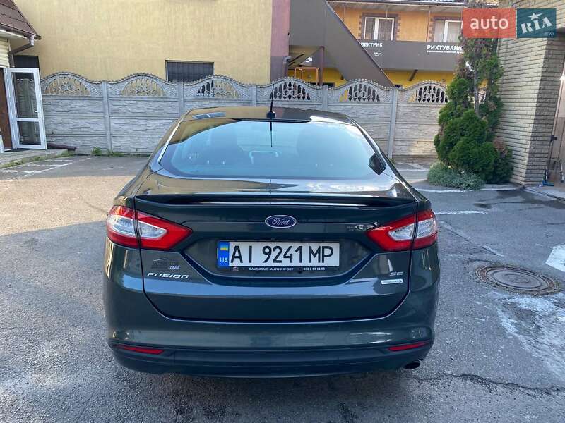 Седан Ford Fusion 2015 в Боярке