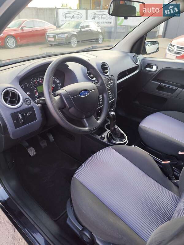 Хэтчбек Ford Fusion 2007 в Чернигове